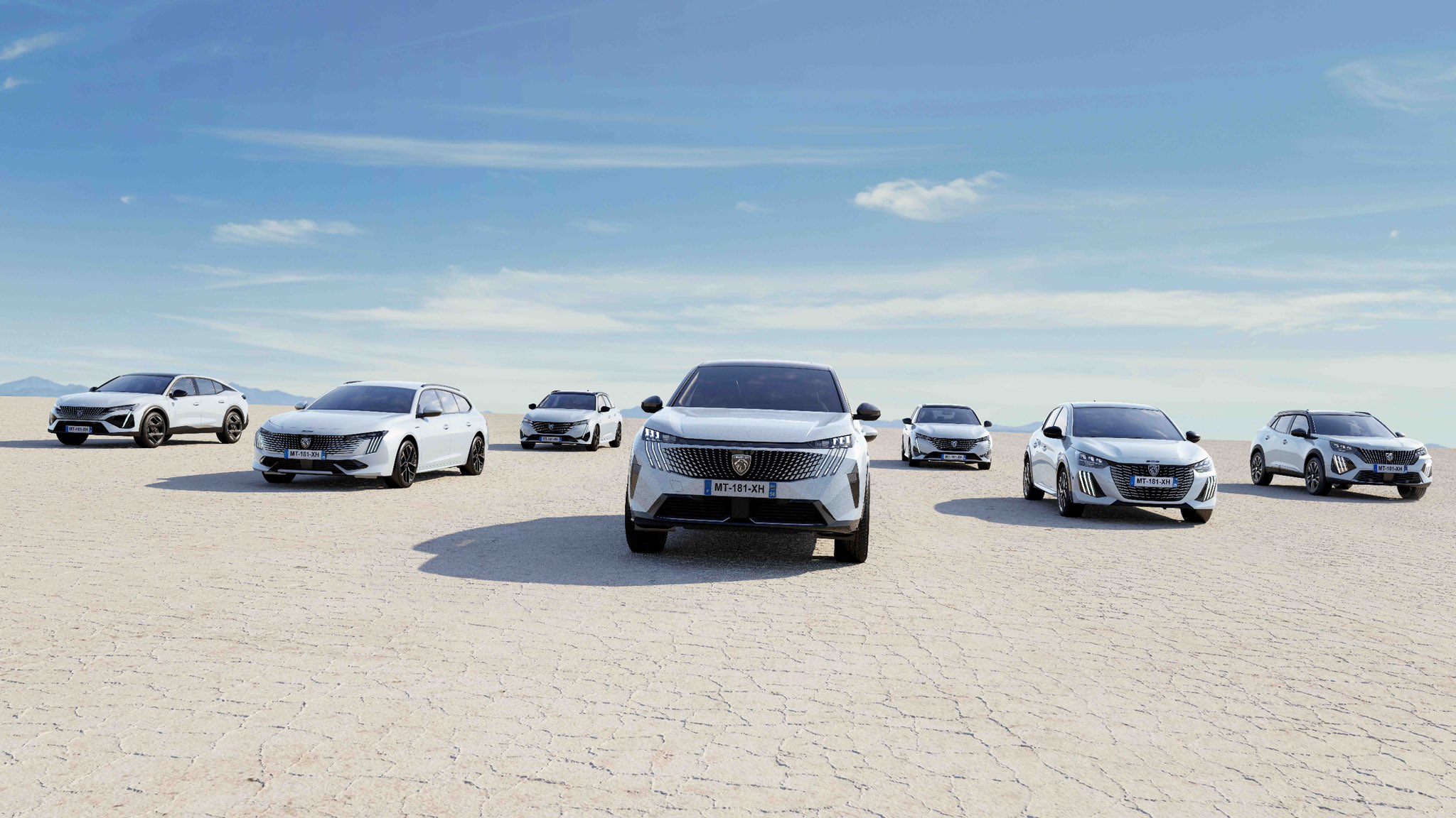 Peugeot 2024'te 12 elektrikli modele ulaşacak