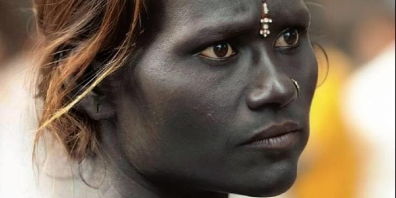 Hindistan'da aşırı siyah diye dışlanan "Krishna"'lar