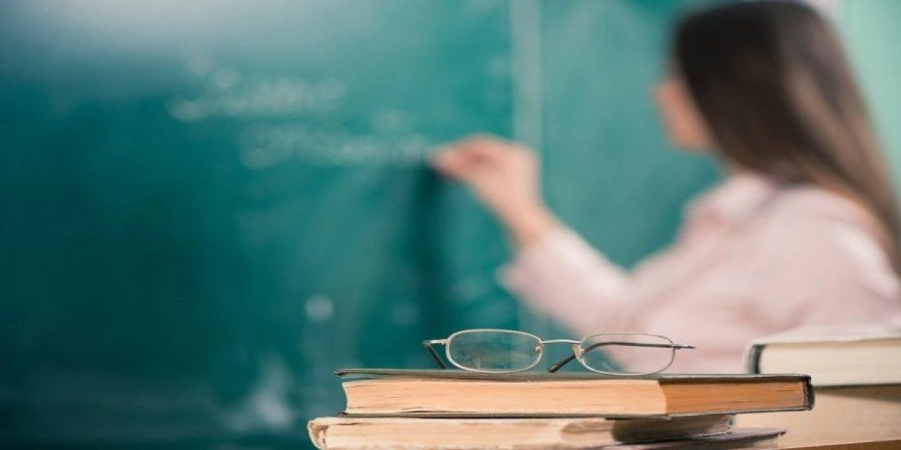 Uzman Öğretmenlik Şartları Açıklandı: Uzman Öğretmenlik 7 Yıl, Başöğretmenlik 20 Yıl Olacak