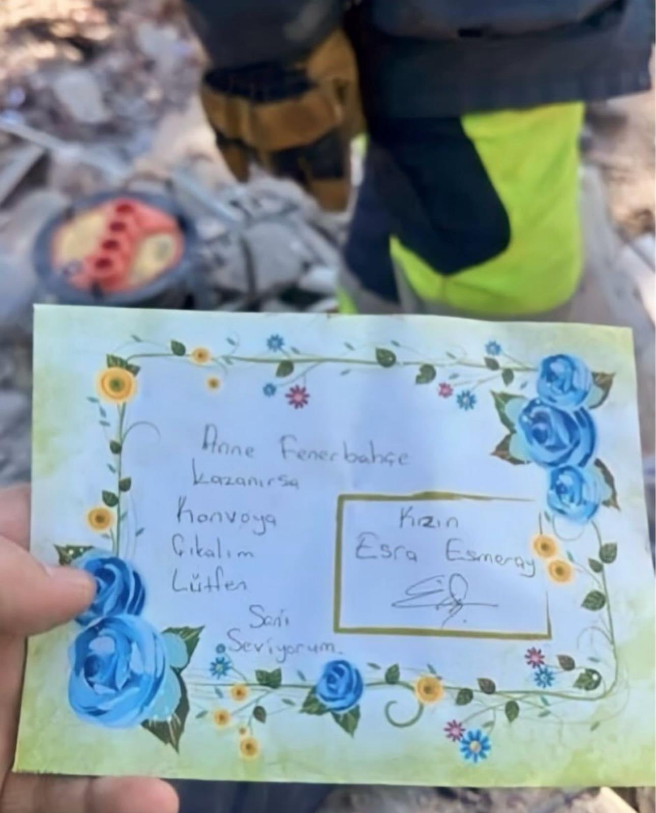 Depremde Enkazda Bulunan Küçük Kız Esra'nın Acı Dolu Öyküsü! Fenerbahçe Sahip Çıktı!